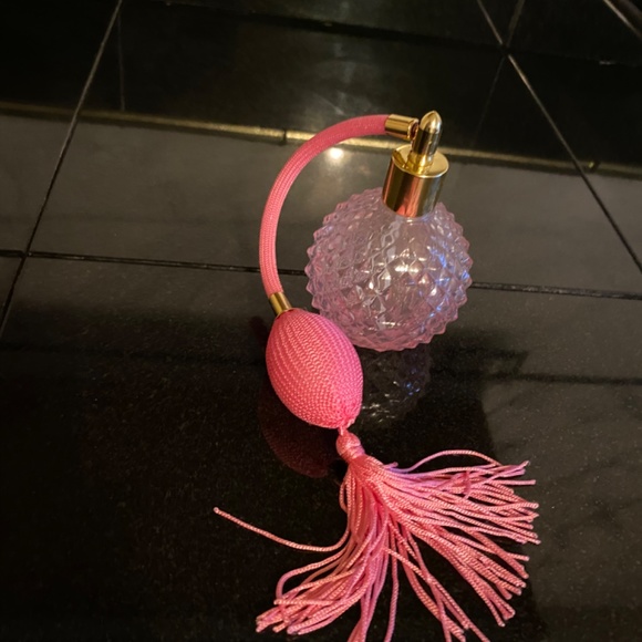 Vintage Glass Atomizer Spray  BARBIE Pink Bottle 100ml - Picture 8 of 10